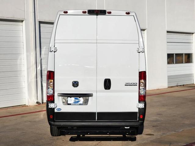 2023 ford transit-350 base