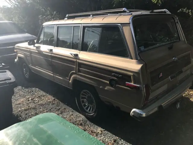1990 jeep grand cherokee waggoner