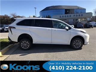 2024 Toyota Sienna le 8-passenger