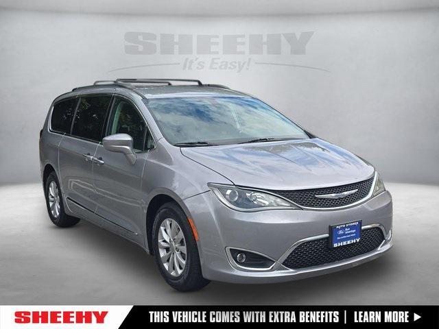 2017 chrysler pacifica touring-l