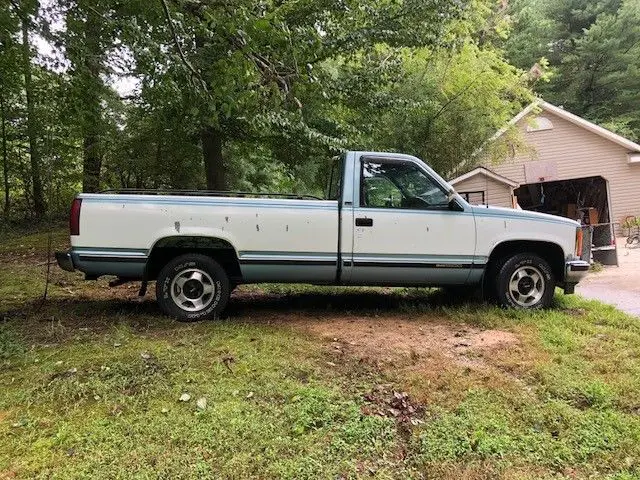 1991 gmc 350 auto w/186k, 8' bed