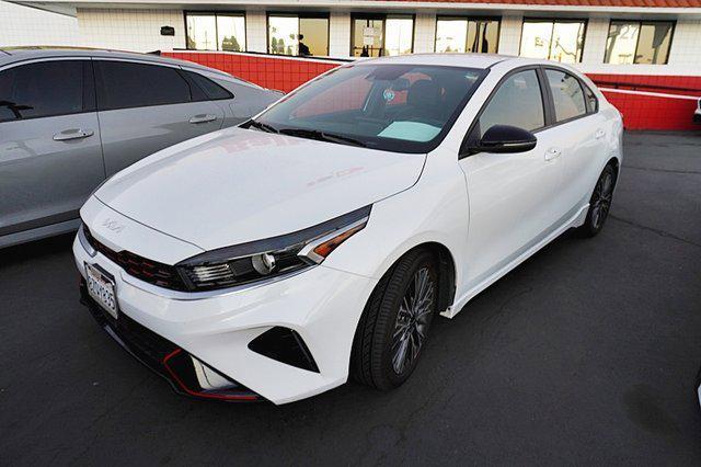 2022 kia forte gt-line