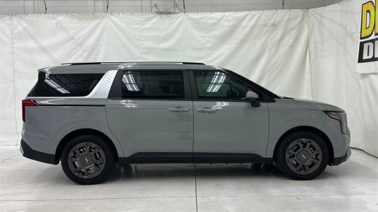 2025 Kia Carnival