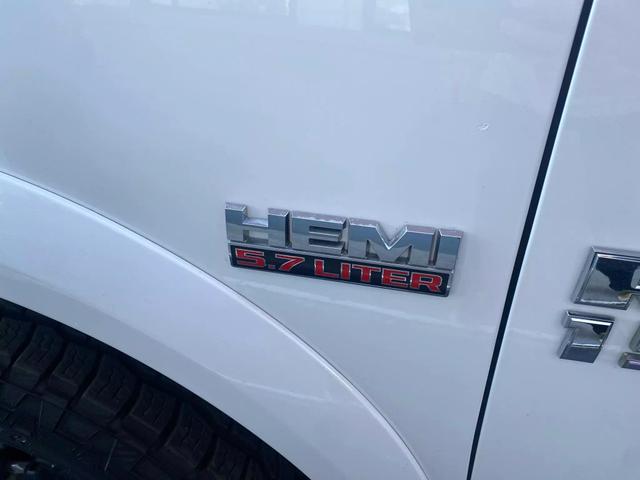 2017 ram 1500 slt