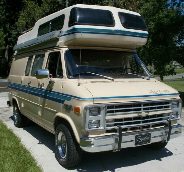 1985 horizon camper van. runs and drives well."no rust" w/ clear fl title