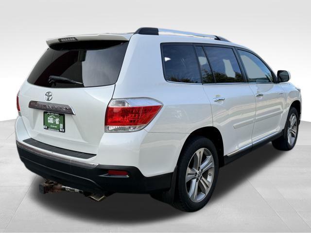 2011 toyota highlander limited