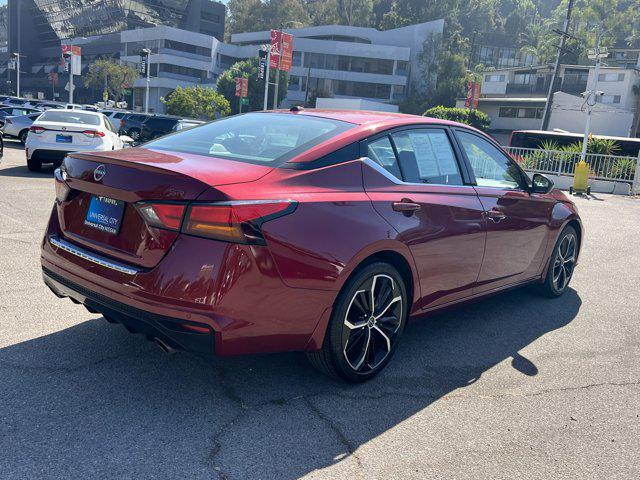 2023 nissan altima sr fwd