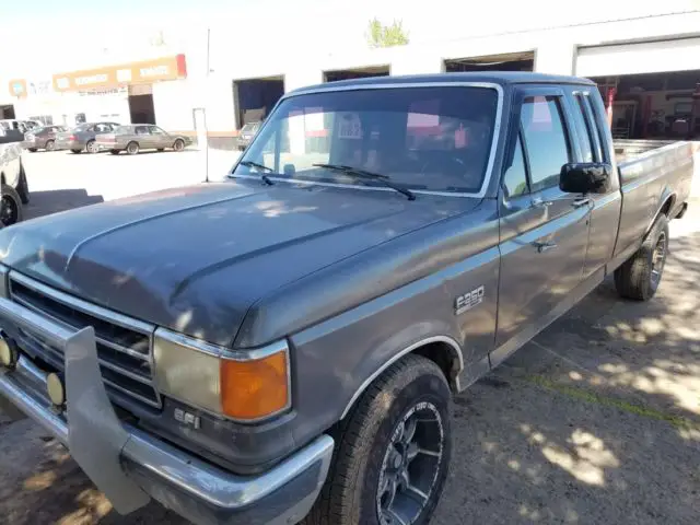 1990 ford f-250 commercial-grade full-bed truck