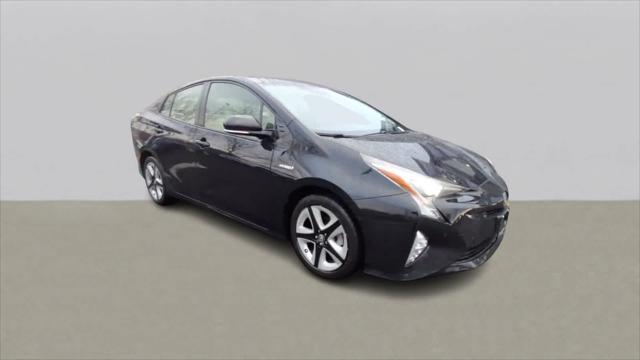 2017 toyota prius three touring