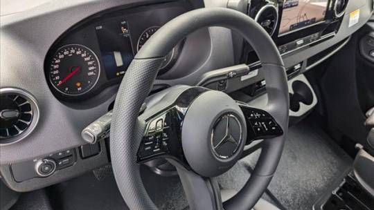 2025 Mercedes-Benz Sprinter