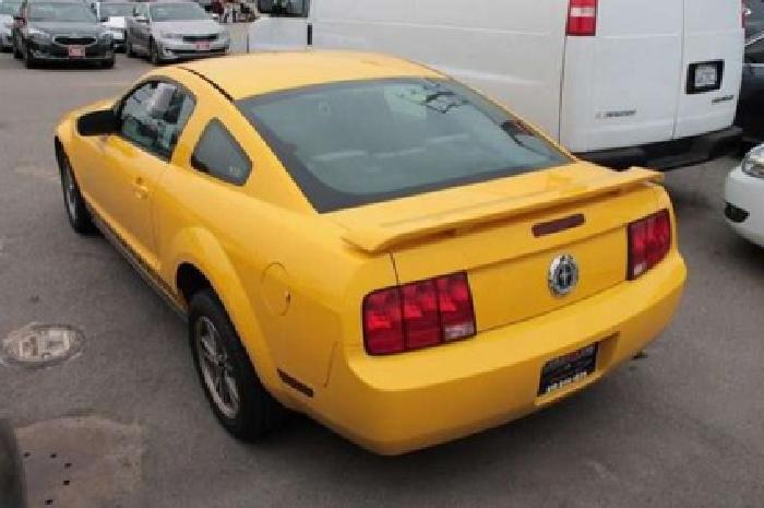 2005 ford mustang v6 deluxe in los angeles, ca