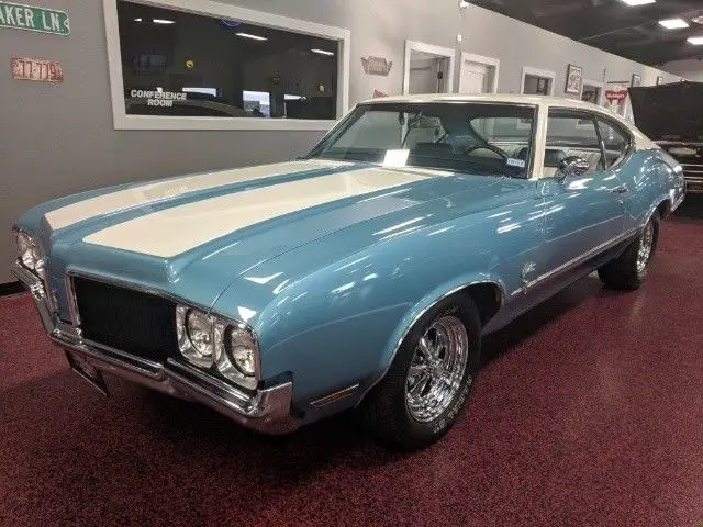 cutlass s rocket 350 auto ac nice show quality numbers car clean show