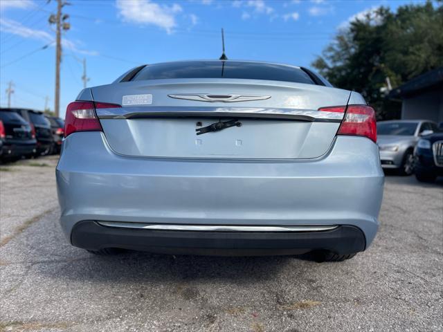 2012 chrysler 200 touring