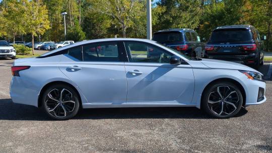 2025 Nissan Altima
