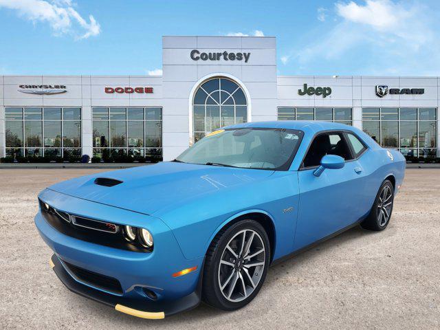 2023 dodge challenger r/t