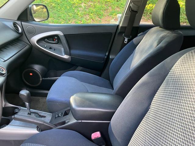 2006 toyota rav4 sport