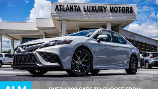 2022 Toyota Camry se