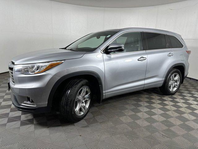 2015 toyota highlander limited