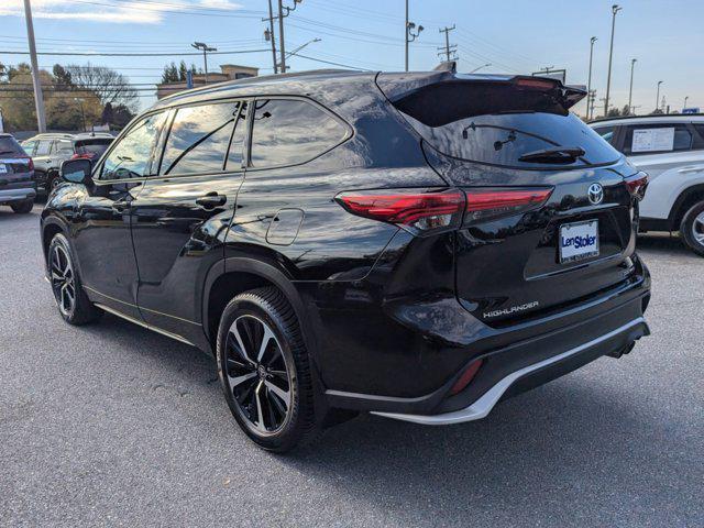 2022 toyota highlander xse