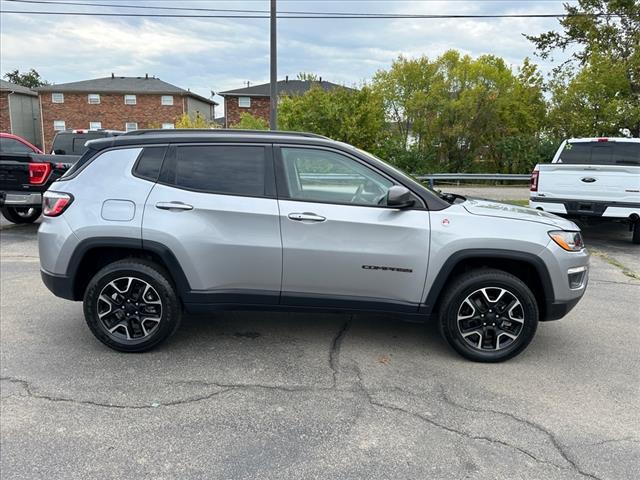 2021 jeep compass trailhawk