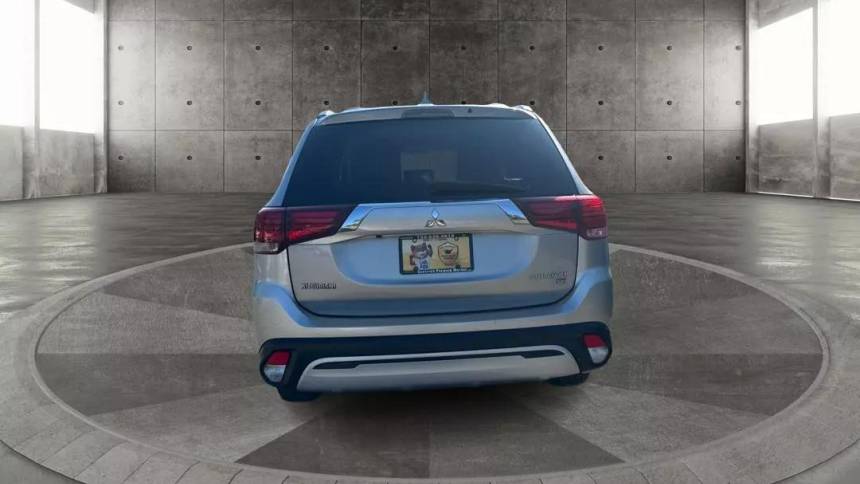 2019 mitsubishi outlander sel