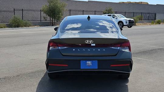 2024 Hyundai Elantra