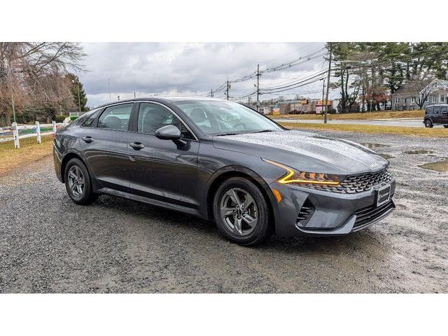 2022 kia k5 lxs