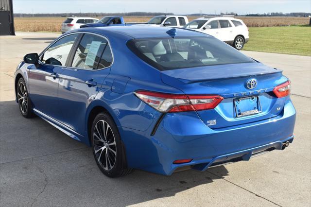2018 toyota camry se