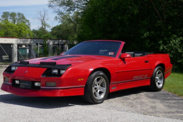1988 chevrolet camaro -iroc z/28 mint convertible-priced to sell!