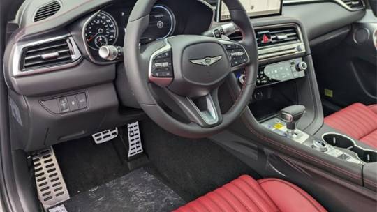 2025 Genesis G70