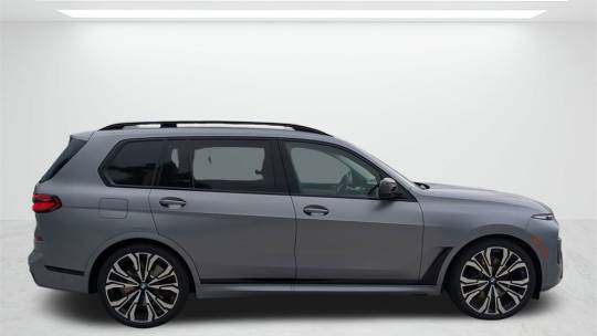 2025 BMW X7