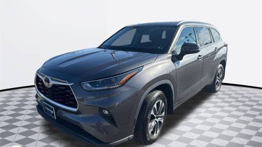 2021 Toyota se