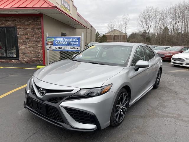 2021 toyota camry se