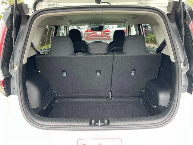2023 kia soul lx with tech package ($500 value)