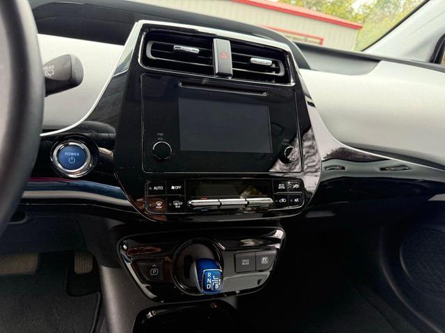 2019 toyota prius xle