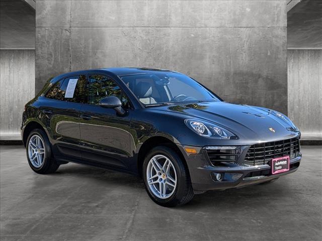 2018 porsche macan base