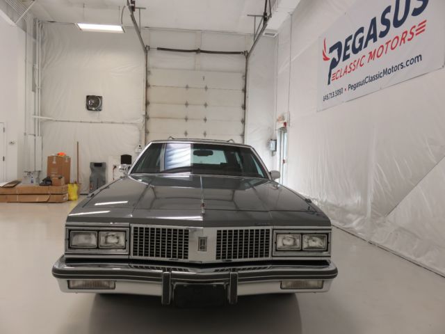 1990 oldsmobile custom cruiser