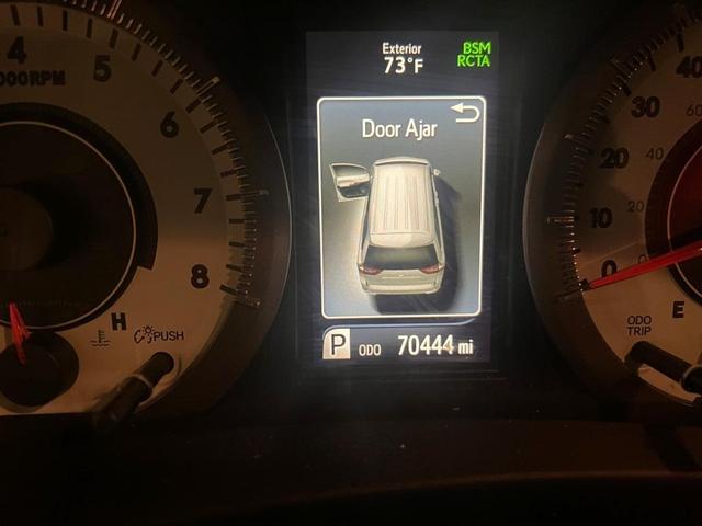 2019 toyota sienna se