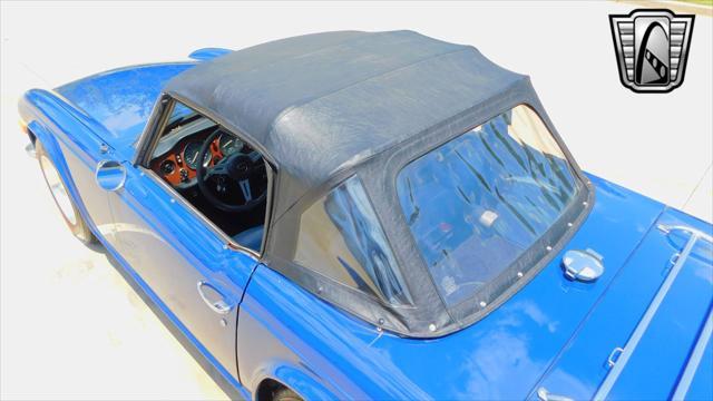 1974 triumph tr6 base