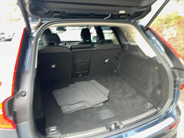 2022 volvo xc60 b5 momentum