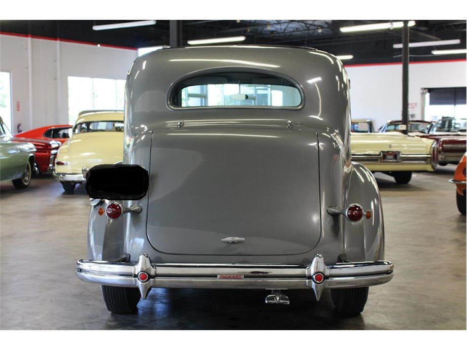 1937 packard 120