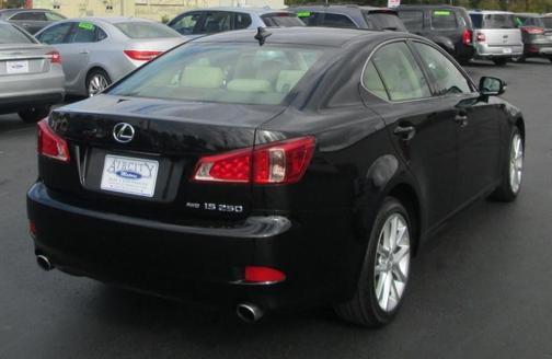 2013 lexus is 250 in milwaukee, wisconsin
