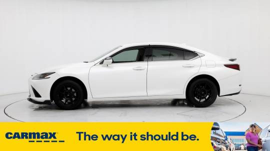 2019 Lexus ES
