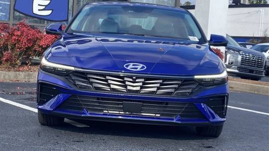 2024 Hyundai Elantra limited