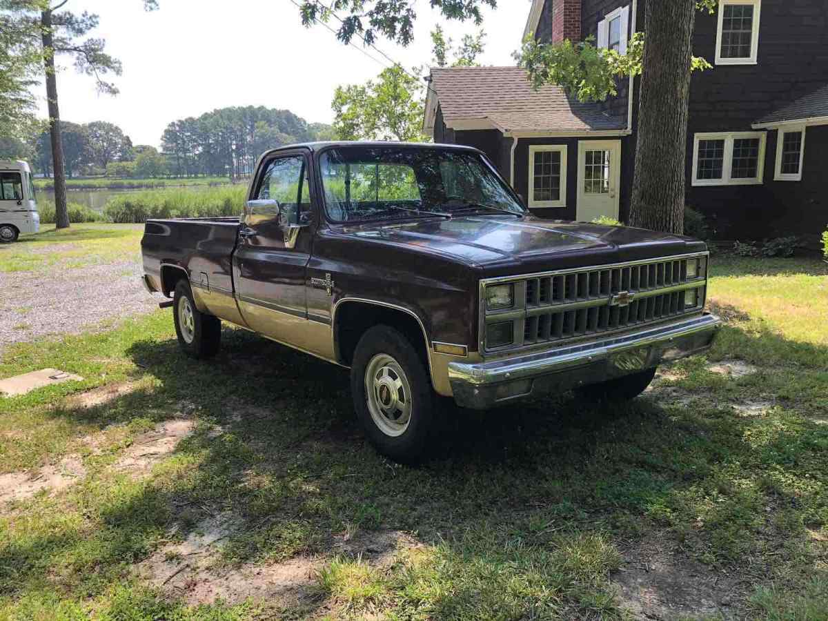 1982 chevrolet c20 pickup brown rwd automatic