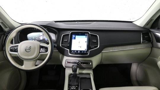 2022 volvo xc90 t6 inscription 6-passenger