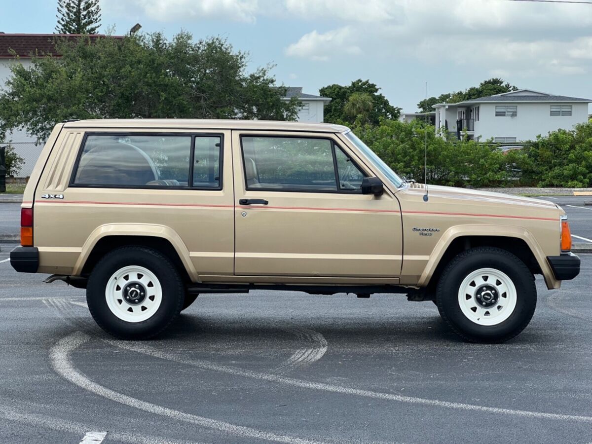 1986 jeep cherokee pioneer beautiful original one ownesurvivor collector quality