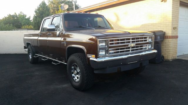 1981 chevy k-30 crew cab