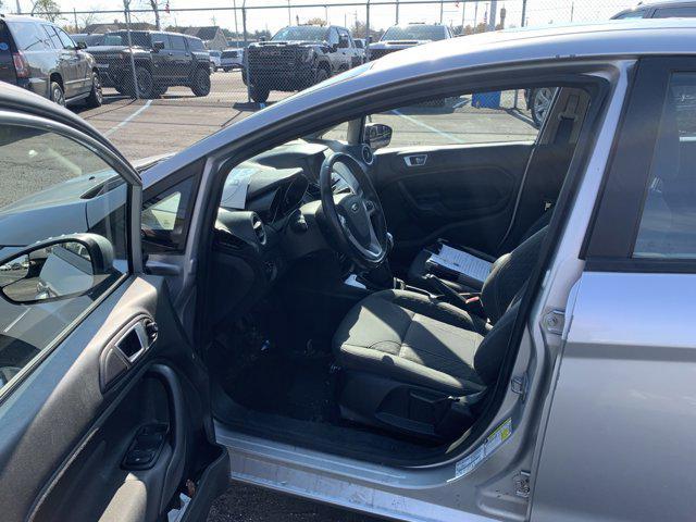 2014 ford fiesta se