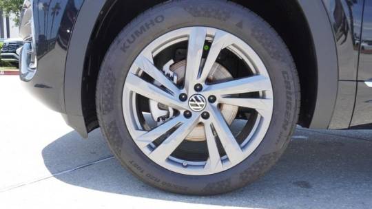 2024 Volkswagen Atlas Cross Sport 2.0t sel r-line black pearl